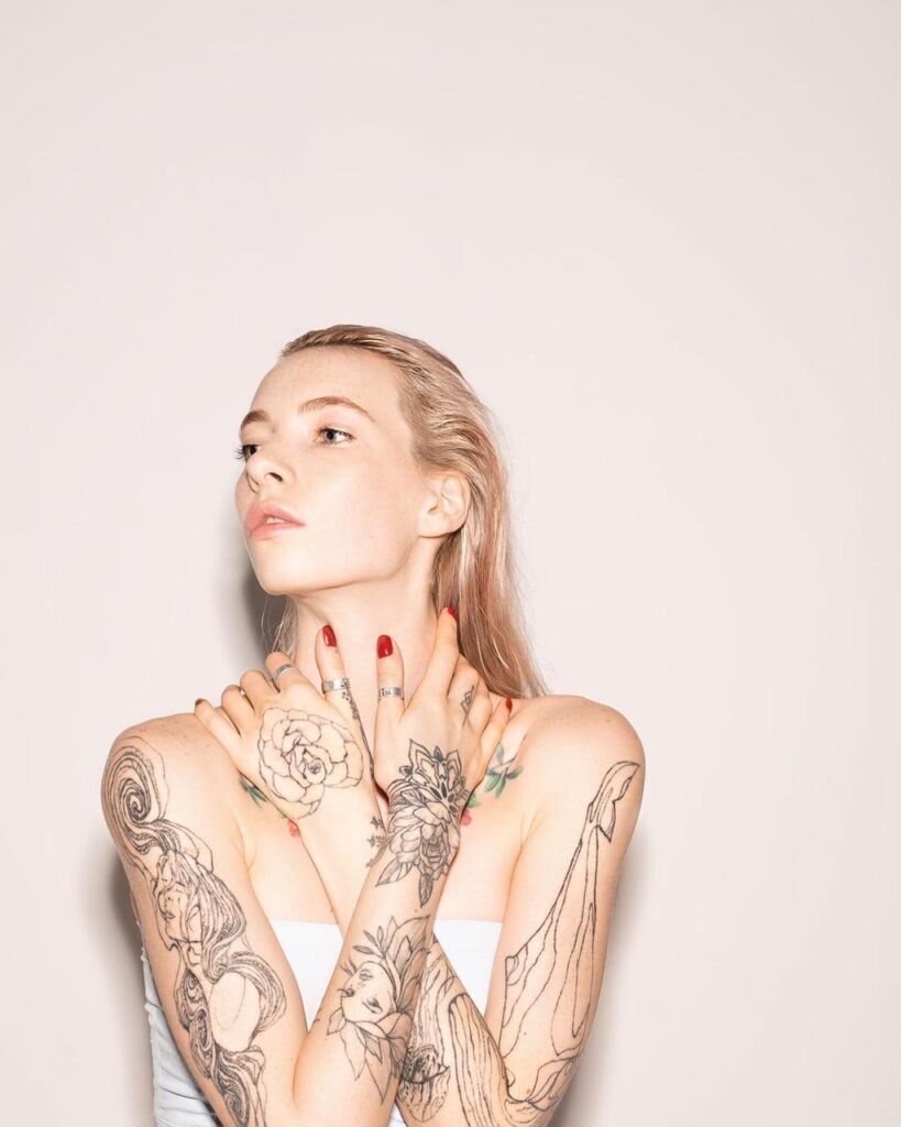 Московская эскортница