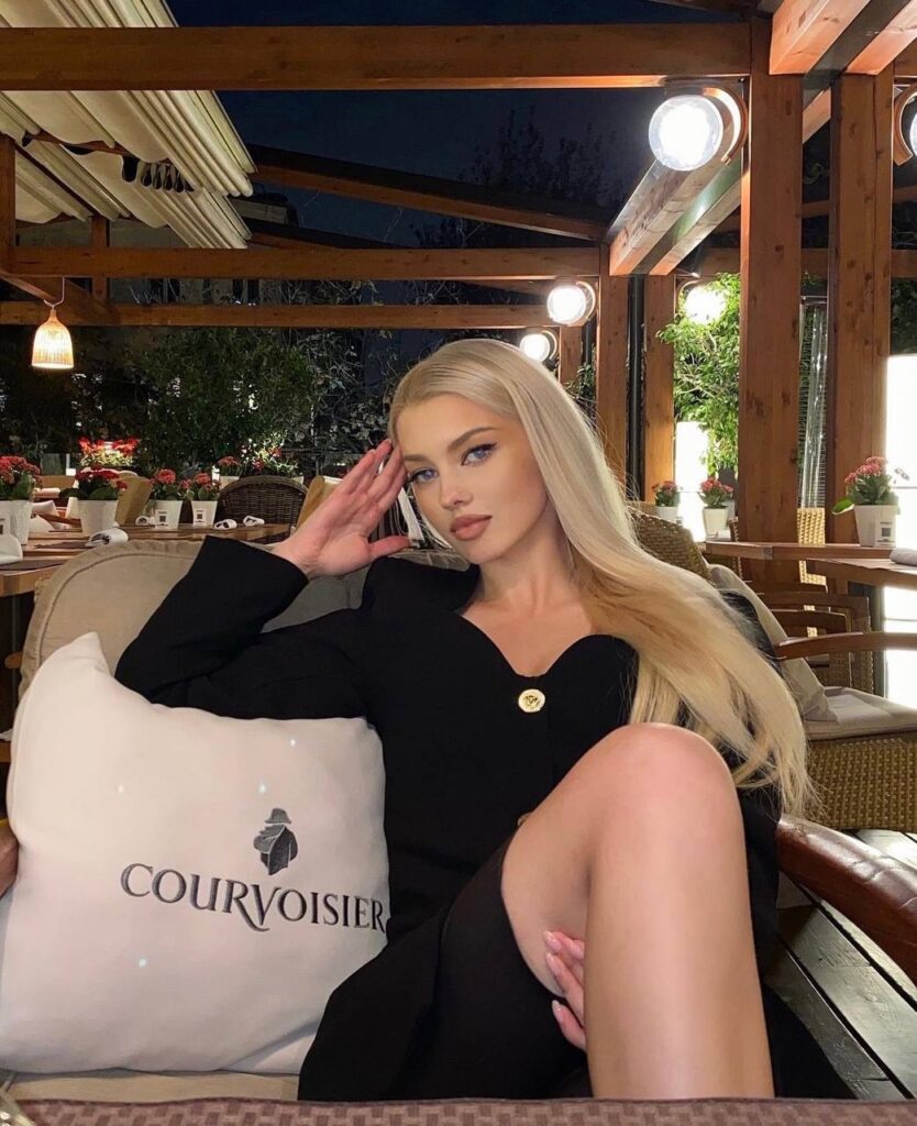 Эскортница в Москве