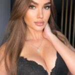 Девушка на час