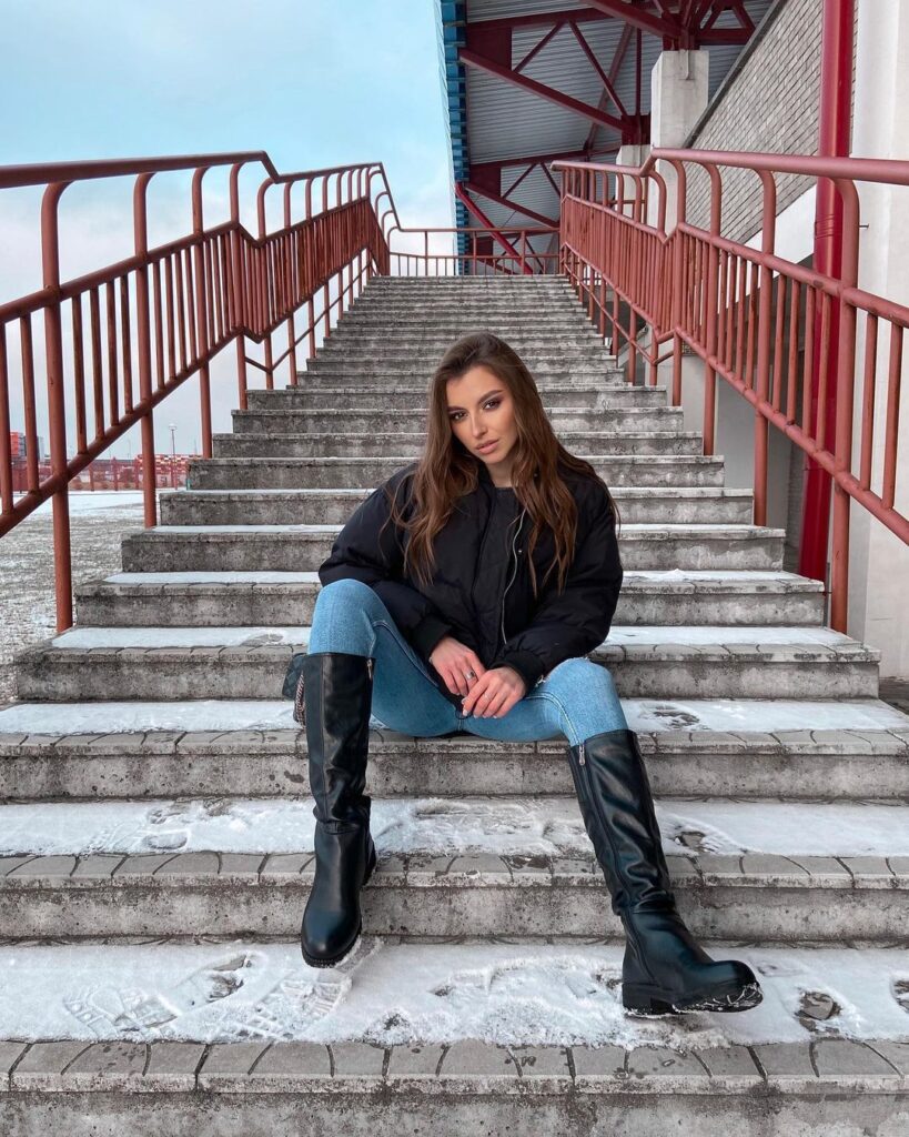 Эскорт-модель