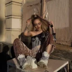 Девушка на час