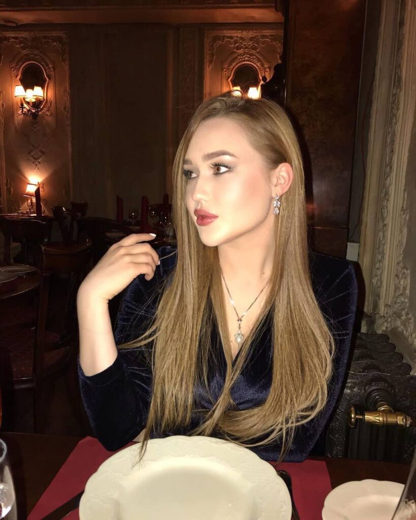 Эскорт модель в Москве