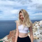 Девушка на час