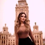 Эскортница