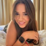 Эскорт-модель