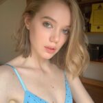 Девушка эскорт