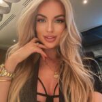 Девушка на час