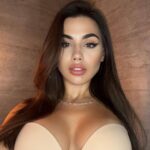 Девушка эскорт