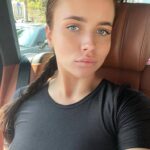 Эскорт-модель