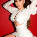 Эскортница