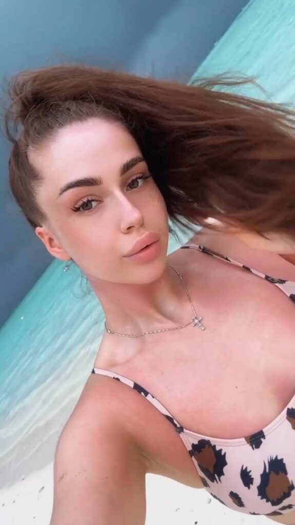 Московская эскортница