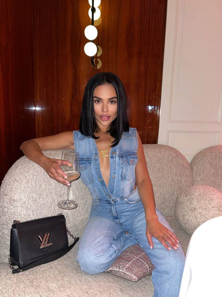 Эскорт модель в Москве