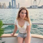 Девушка эскорт