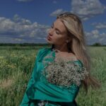 Девушка на час